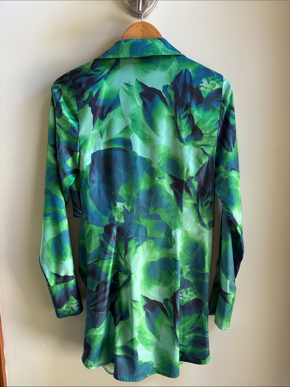 Runaway The Label Ruby Calista Green Tie-Front Mini Dress - Picture 7 of 9